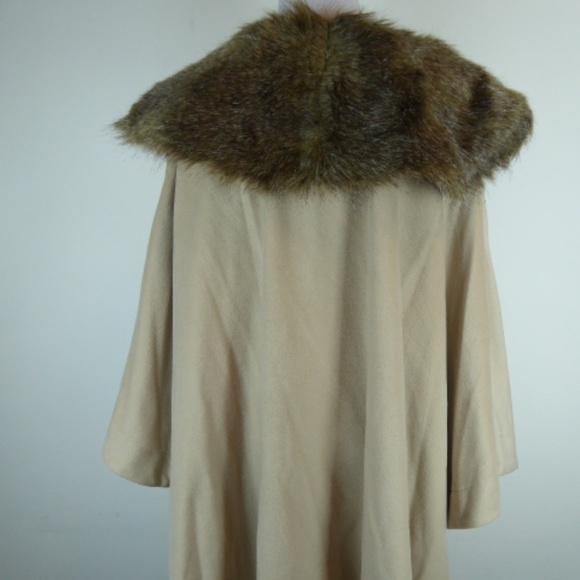 ADRIANNE LANDAU CAPE coat FAUX FUR camel tan brown XL 1X NWT - Picture 3 of 8